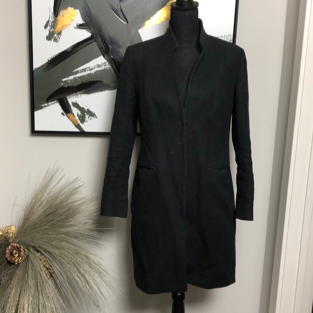 Macy’s Tommy Hilfiger pea coat size US M